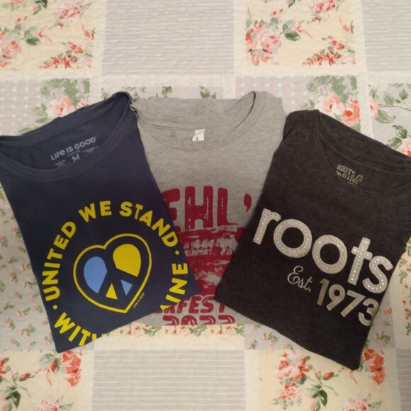 Bundle of tees - Picture 1 of 10